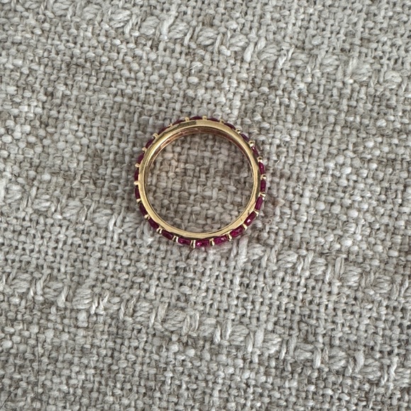Elegant ruby eternity ring - Picture 2 of 2